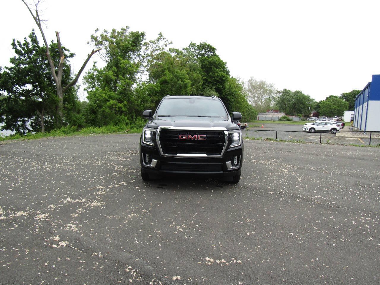 Used 2022 GMC Yukon XL SLE AWD/4WD image 39