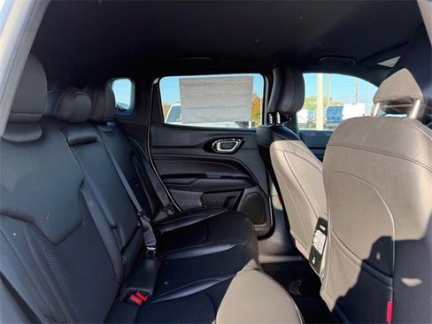 New 2026 Jeep Compass Trailhawk image 11