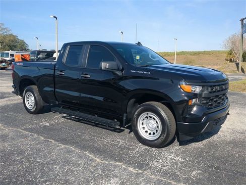Used 2024 Chevrolet Silverado 1500 W/T image 2