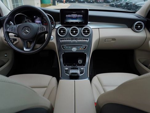 Used 2016 Mercedes-Benz C 300 4MATIC Sedan image 8