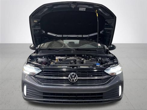Used 2022 Volkswagen Jetta Sport FWD image 5