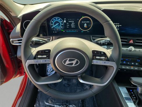 New 2026 Hyundai Elantra Limited image 18