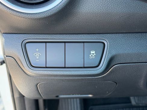 Used 2024 Kia Forte LXS image 11