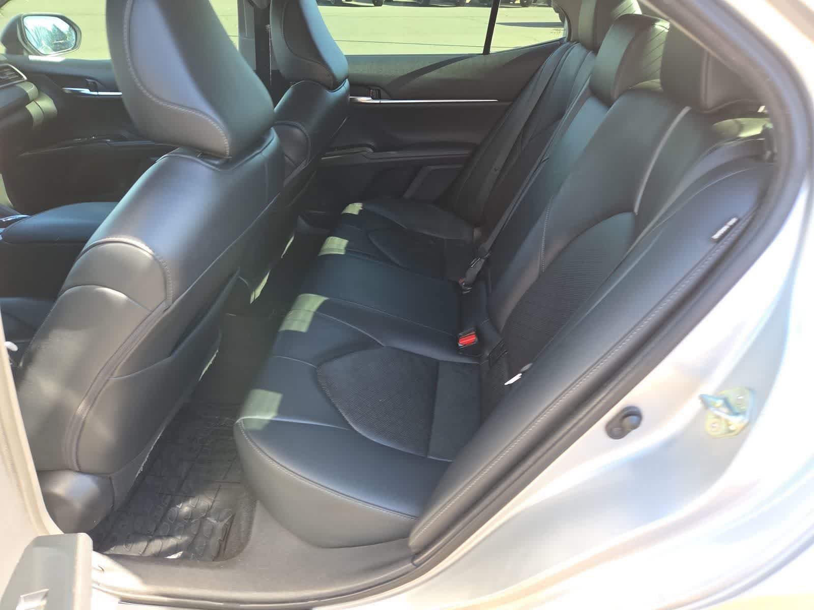 Used 2020 Toyota Camry XSE FWD image 21