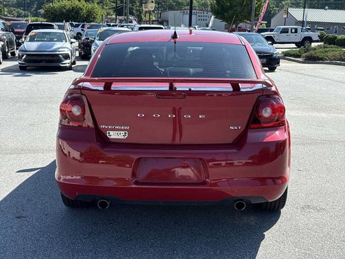 Used 2012 Dodge Avenger SXT Plus FWD image 7