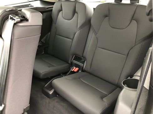 New 2026 Volvo XC90 B6 Plus w/ Protection Package Premier image 35