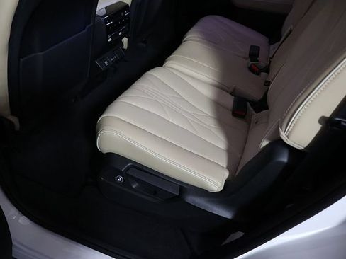 Certified 2026 Acura MDX SH-AWD w/ Advance Package image 30