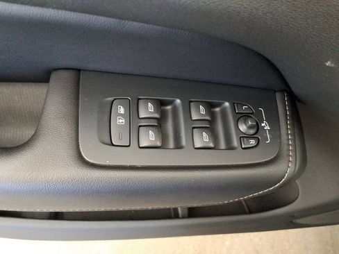 Used 2023 Volvo XC60 B5 Ultimate image 20