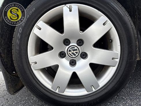 Used 2003 Volkswagen Passat GLX image 8