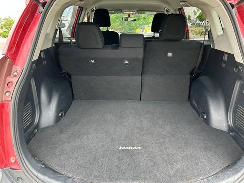 Used 2015 Toyota RAV4 LE AWD/4WD image 26