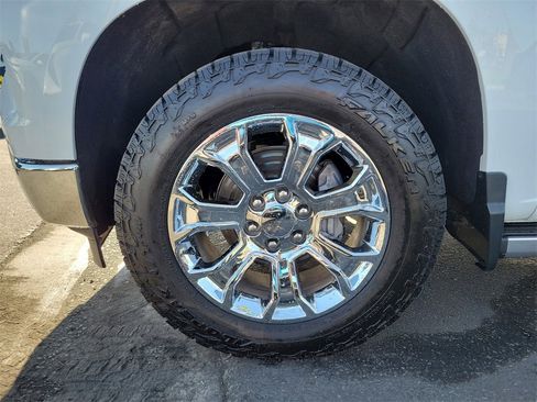 Used 2022 Chevrolet Silverado 1500 LTZ w/ LTZ Premium Package image 33