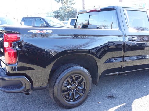 Used 2021 Chevrolet Silverado 1500 RST w/ Convenience Package II image 9