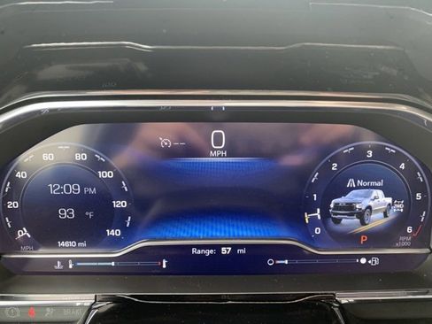 Used 2024 Chevrolet Silverado 1500 ZR2 image 41