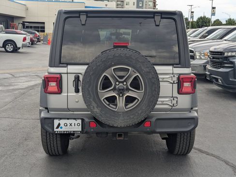 Used 2018 Jeep Wrangler Unlimited Sport S AWD/4WD image 5