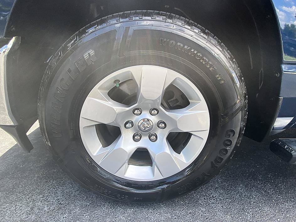 Used 2021 RAM 1500 Big Horn AWD/4WD image 26