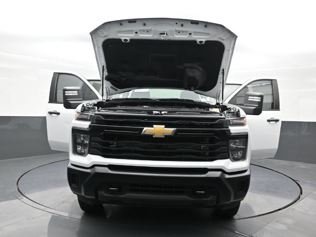 Used 2025 Chevrolet Silverado 3500 W/T AWD/4WD image 36