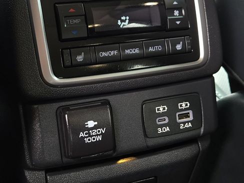Certified 2025 Subaru Ascent Touring AWD/4WD image 12