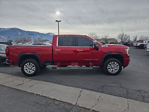 Used 2022 GMC Sierra 3500 Denali w/ Denali Ultimate Package image 4