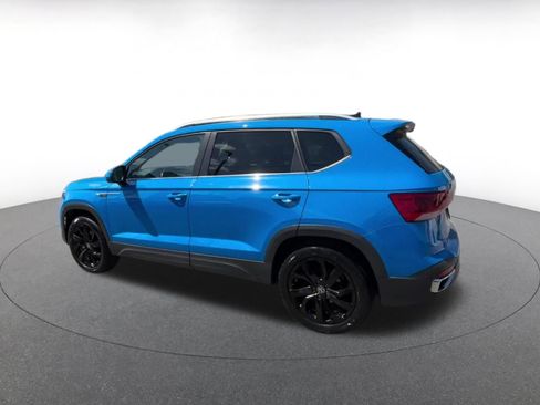 Used 2022 Volkswagen Taos SE AWD/4WD image 10