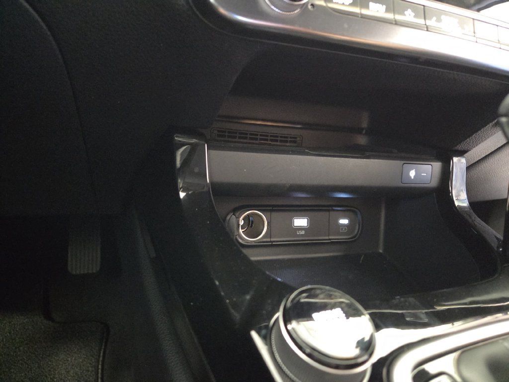 Certified 2026 Kia Seltos SX AWD/4WD image 20