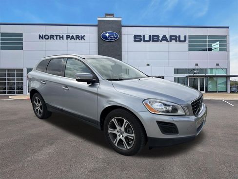 Used 2013 Volvo XC60 T6 AWD/4WD image 1