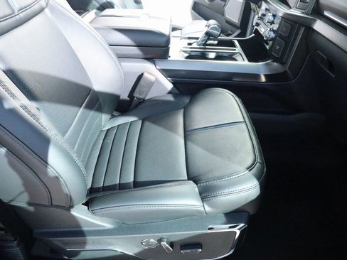 New 2025 Ford F150 Platinum w/ FX4 Off-Road Package image 15