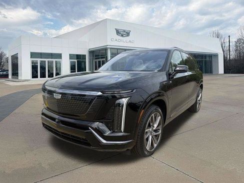 New 2026 Cadillac Vistiq Sport w/ LPO, Floor Liner Package image 7