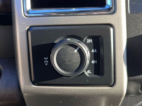 Used 2015 Ford F150 King Ranch image 22