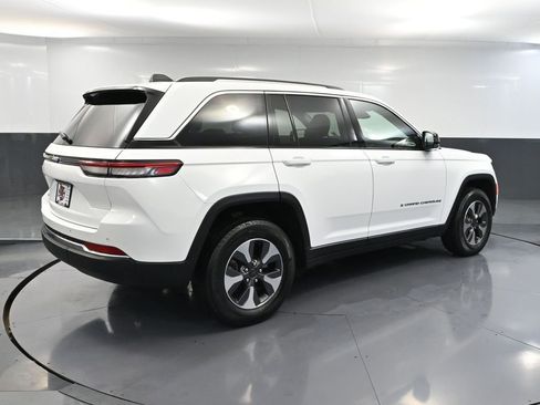 Used 2022 Jeep Grand Cherokee Limited 4xe image 5