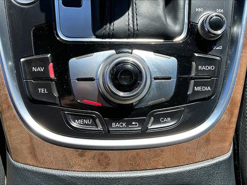 Used 2017 Audi Q5 2.0T Premium Plus w/ Technology Package image 37