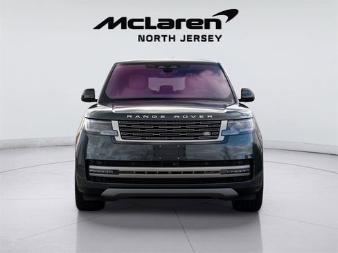 Used 2023 Land Rover Range Rover Long Wheelbase SE image 2
