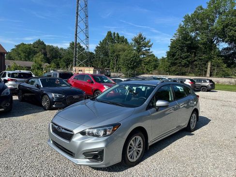 Used 2017 Subaru Impreza 2.0i Premium AWD/4WD image 1