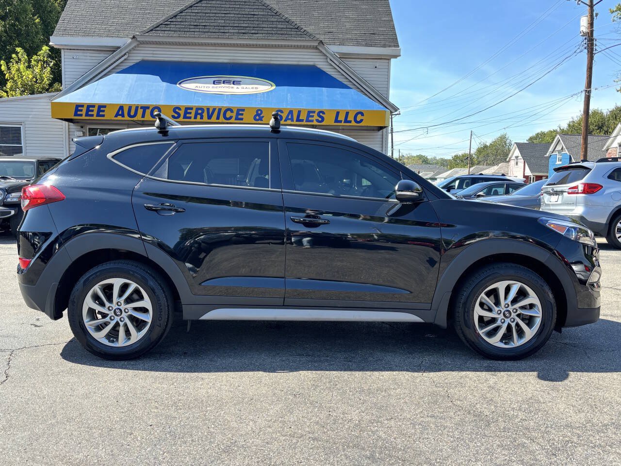 Used 2017 Hyundai Tucson SE Plus AWD/4WD image 1