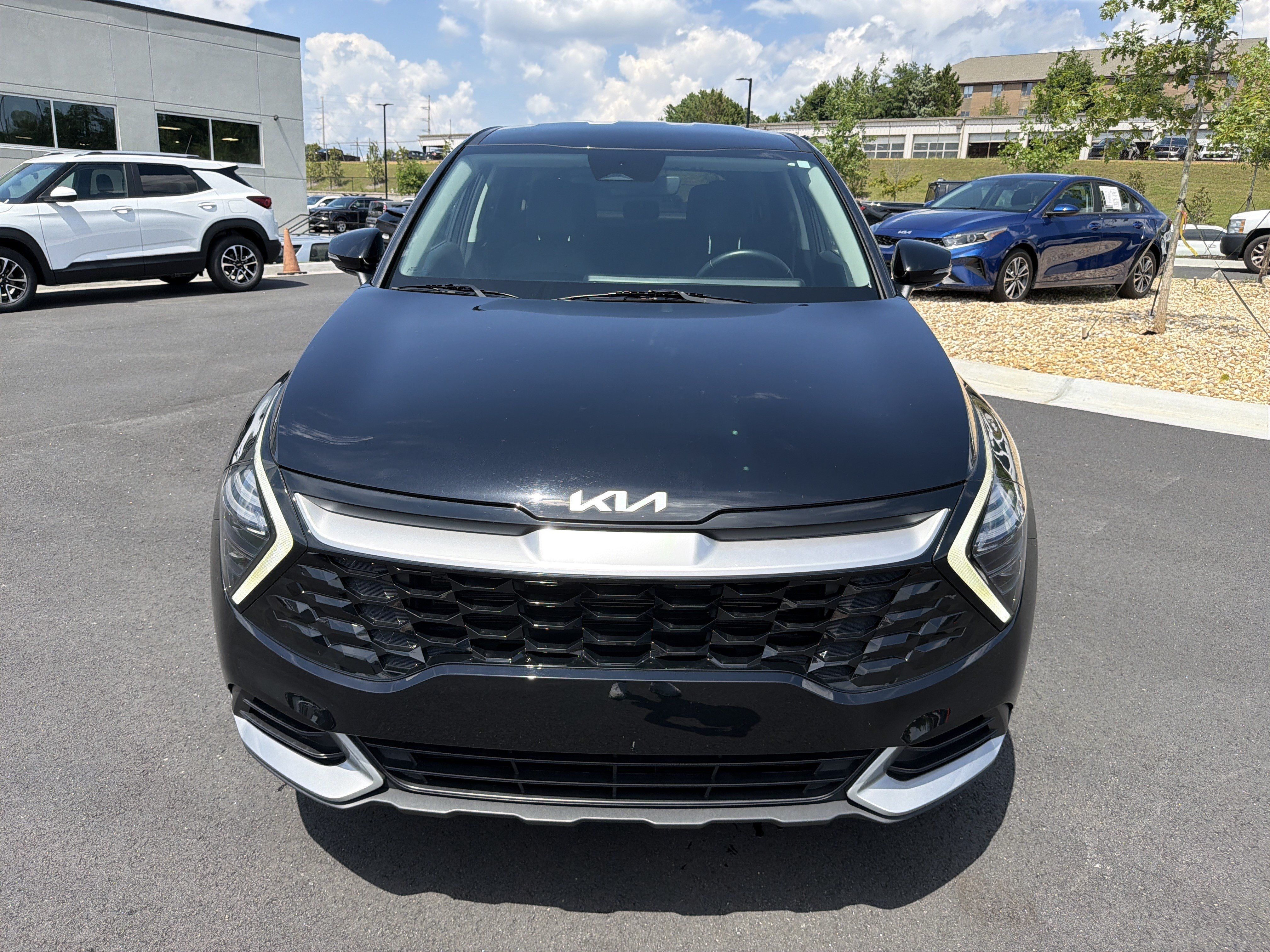 Certified 2024 Kia Sportage EX FWD image 2