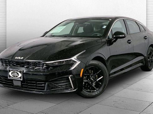 Used 2025 Kia K5 LXS FWD image 12