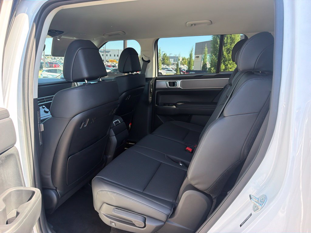 Certified 2026 Hyundai Santa Fe SEL FWD image 9