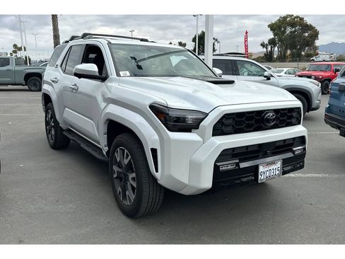 Used 2026 Toyota 4Runner TRD Sport Premium w/ Tow Technology Package AWD/4WD image 2