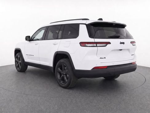 Used 2023 Jeep Grand Cherokee L Limited w/ Luxury Tech Group II AWD/4WD image 15