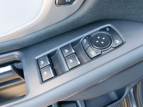 New 2025 Ford Expedition Active image 19