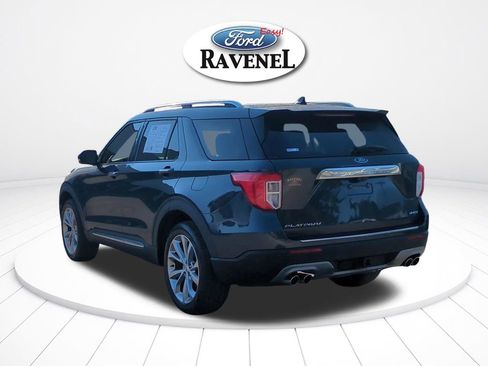 Used 2022 Ford Explorer Platinum w/ Equipment Group 601A AWD/4WD image 6