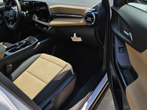 New 2026 Chevrolet Equinox ACTIV w/ Safety and Technology Package image 6