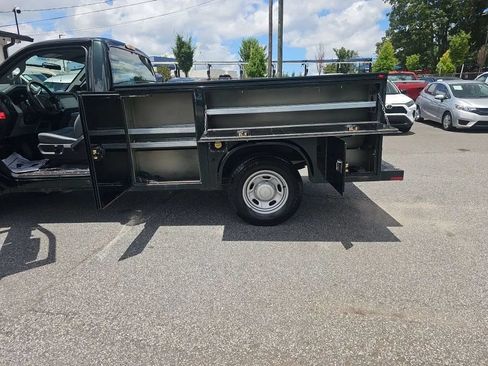 Used 2014 Ford F250 XL RWD image 9