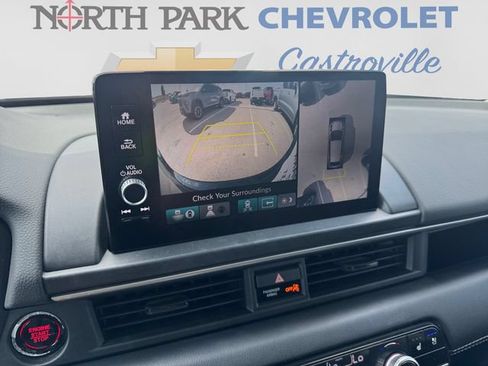 Used 2025 Honda Pilot Elite image 16