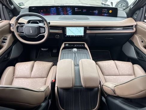 Certified 2026 Lincoln Navigator L Black Label AWD/4WD image 21