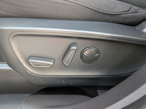 Used 2024 Ford Escape Active w/ Tech Pack #1 AWD/4WD image 16