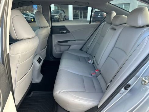 Used 2016 Honda Accord EX-L image 16