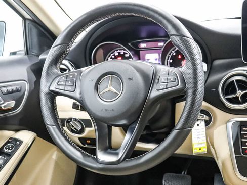 Used 2019 Mercedes-Benz GLA 250 image 15