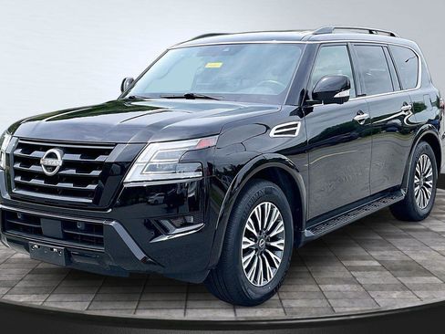 Certified 2023 Nissan Armada SL w/ Midnight Edition Package AWD/4WD image 12