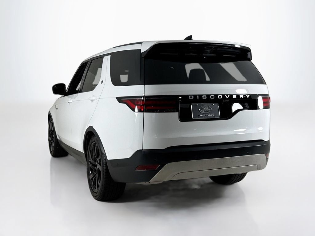 Used 2025 Land Rover Discovery S AWD/4WD image 3