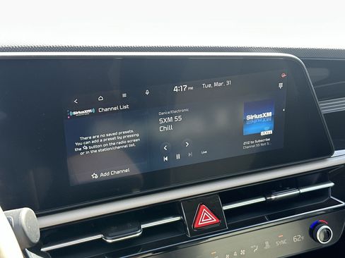 New 2025 Kia Niro Wave w/ Wave Preserve Package FWD image 14